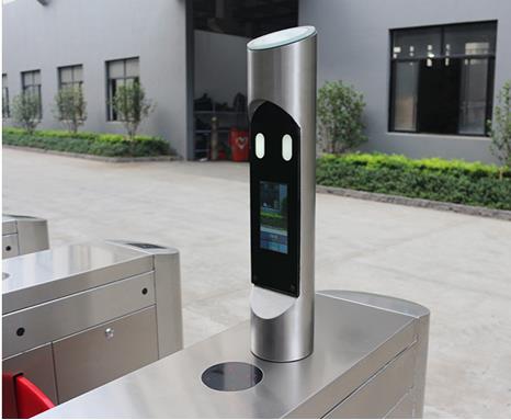 蘇州新藍(lán)科技人臉識別通道閘機(jī)使用現(xiàn)場